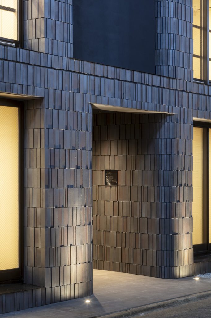 NISHIKOYAMA APARTMENT